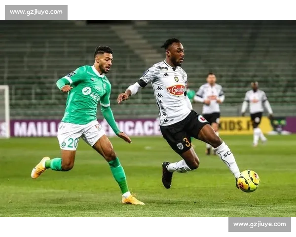 美国vs马提尼克直播前瞻实力对比赛事看点战术走势与球员焦点